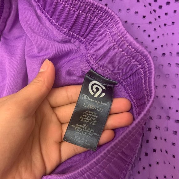 Girls Champion shorts with built in short liners (L 10-12) Great Condition! - Picture 4 of 4